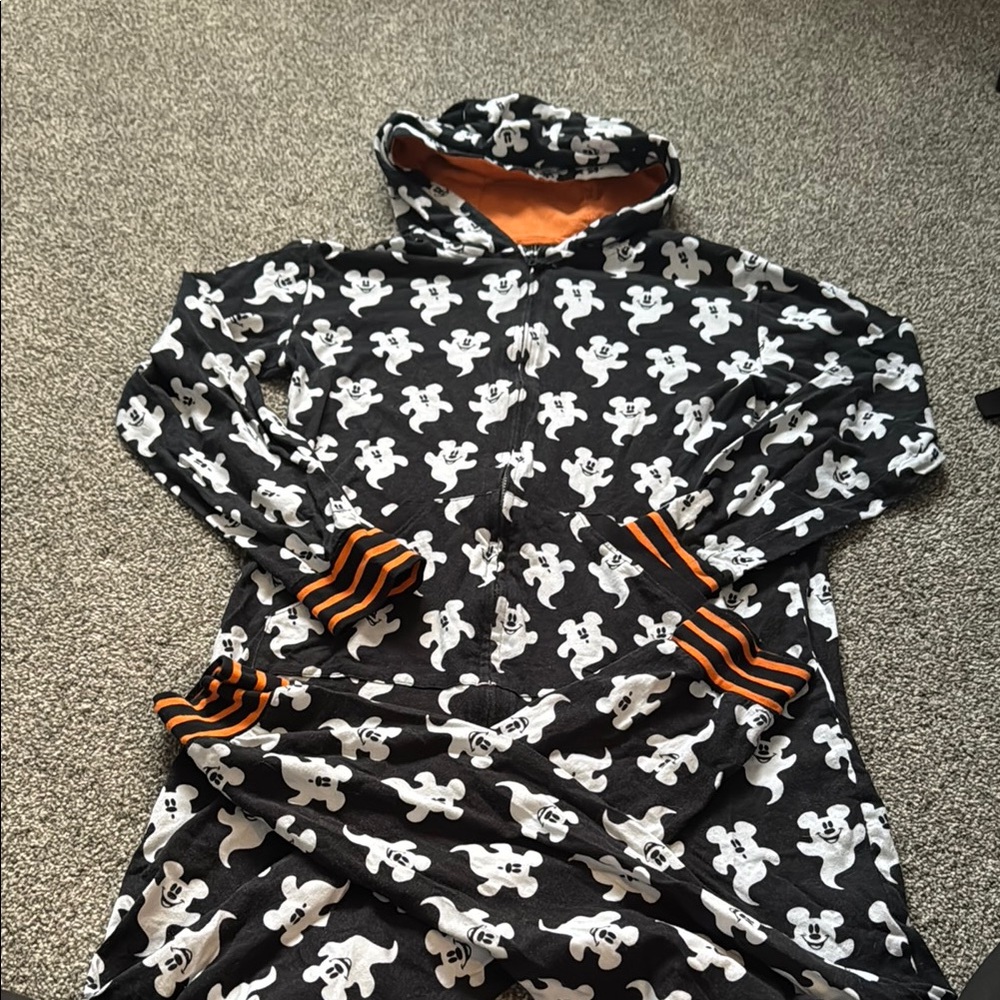 Disney Black and White Star Pajama Set